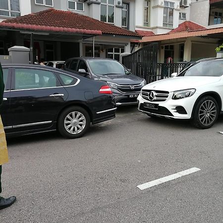 Jb Homestay Bukit Indah Wifi Ciq Mall Legoland Free Parking Джохор-Бару Экстерьер фото