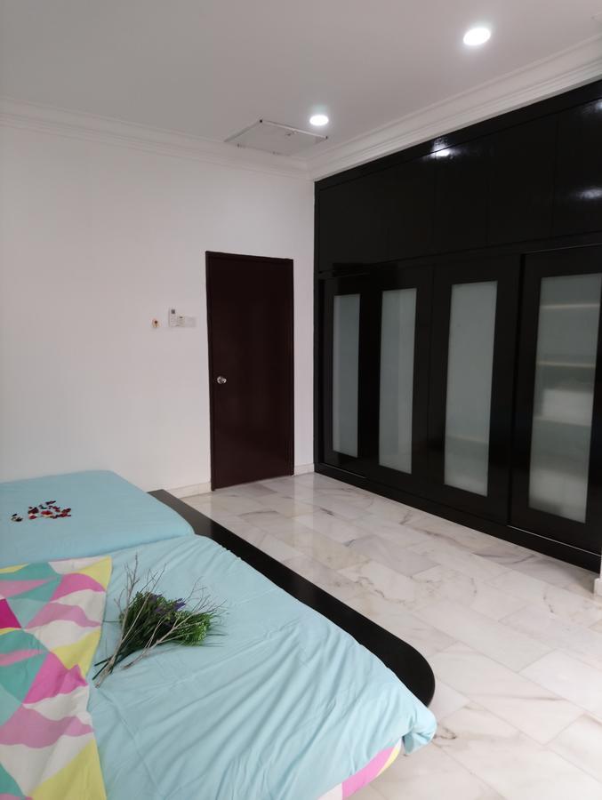 Jb Homestay Bukit Indah Wifi Ciq Mall Legoland Free Parking Джохор-Бару Экстерьер фото
